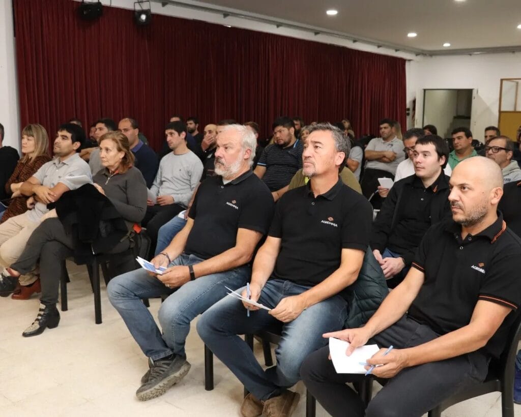 El FRENTE SINDICAL BARADERO realizo la primer clase de formación para dirigentes sindicales