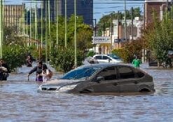 SUBEN A 15 LOS FALLECIDOS POR INUNDACIONES EN BAHÍA BLANCA.
